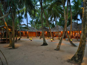  Thejan Beach Cabanas  Bentota